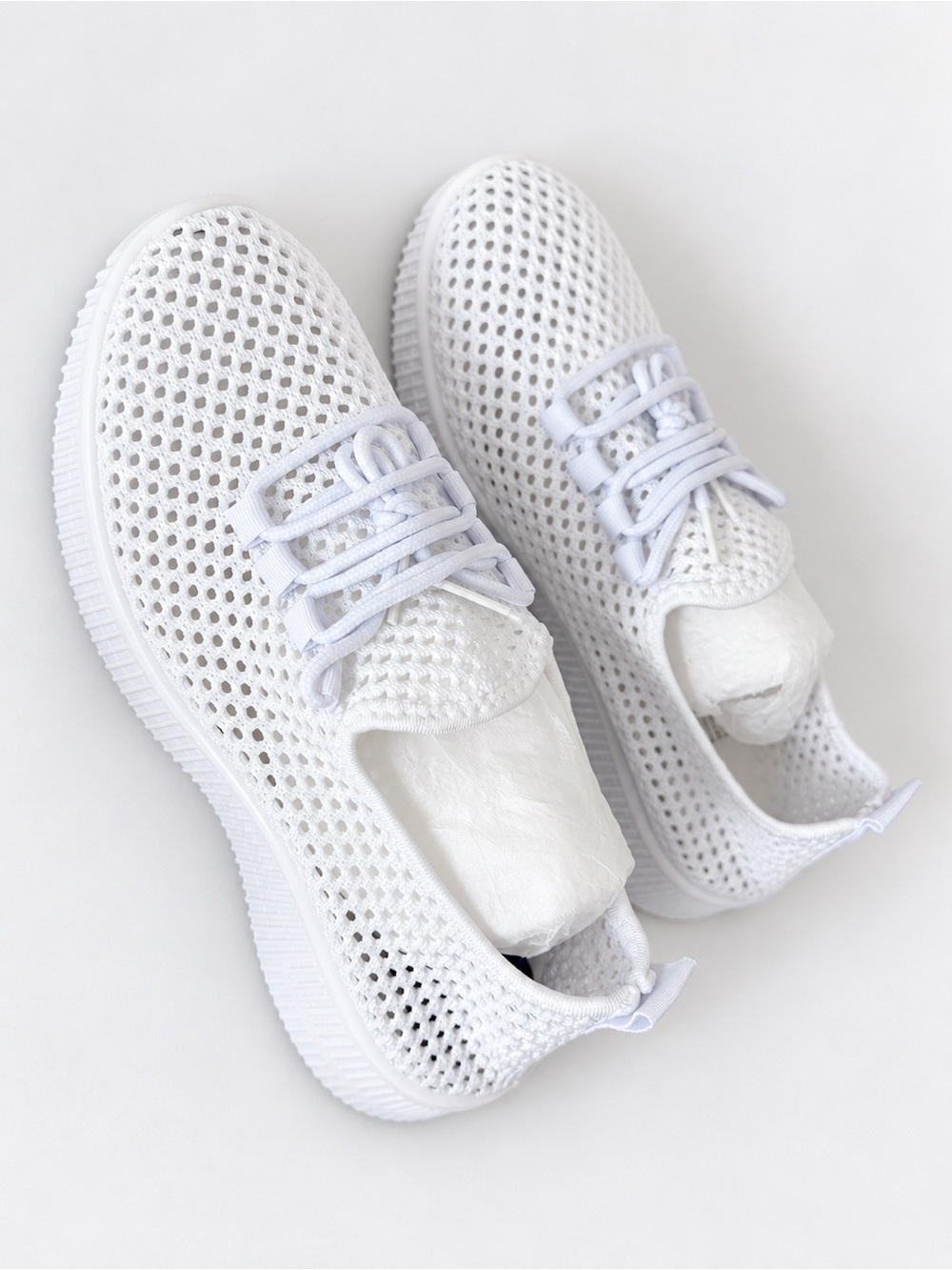 Women's Lightweight White Mesh Lace-Up Sneakers